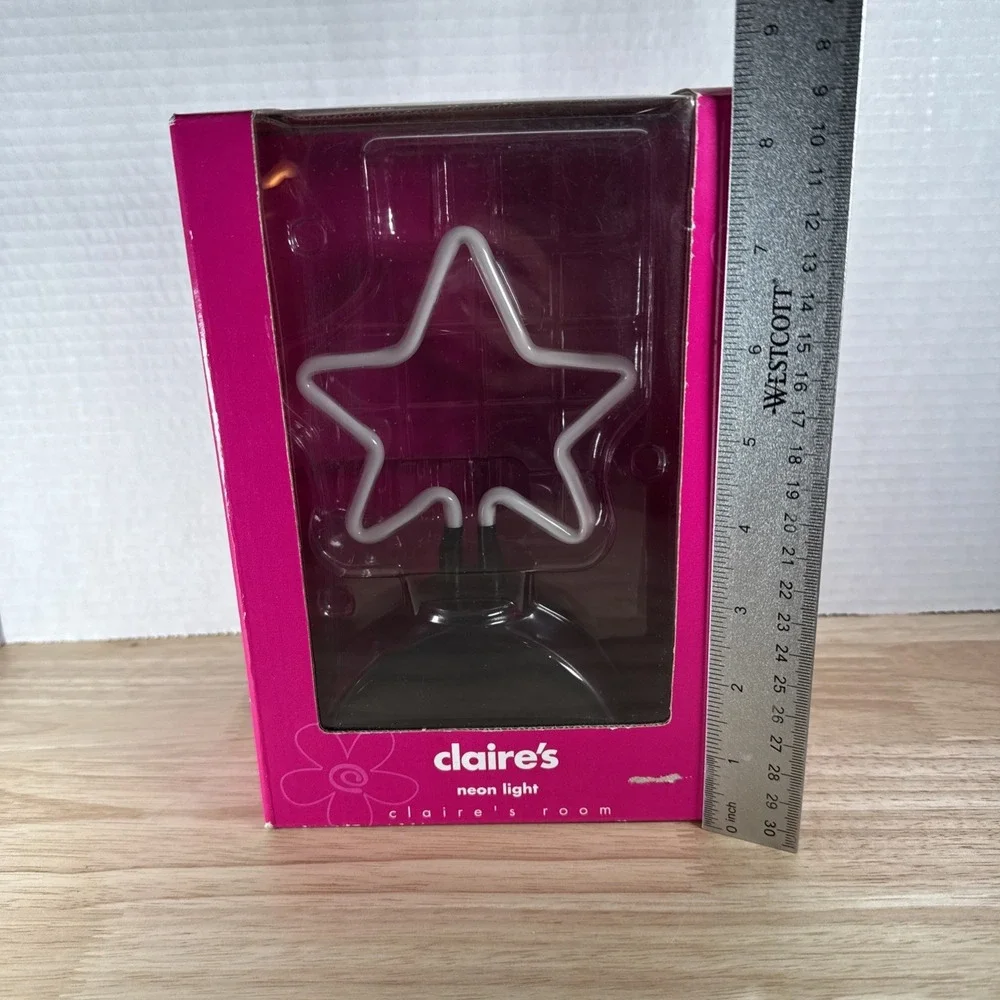 Claire's Room LED Neon Wall Light Star Shaped Y2K Funky Accent